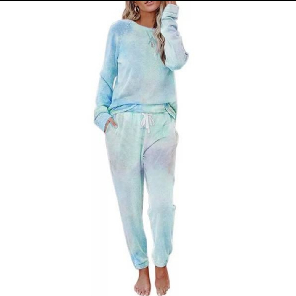 Tie Dye Lounge gift‎ set